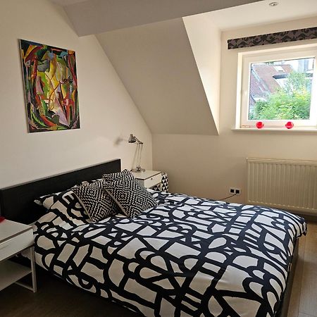 Modern Duplex With Garden Lejlighed Bruxelles Eksteriør billede